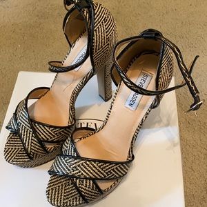 Steve Madden Platform Heels! Worn twice, like new